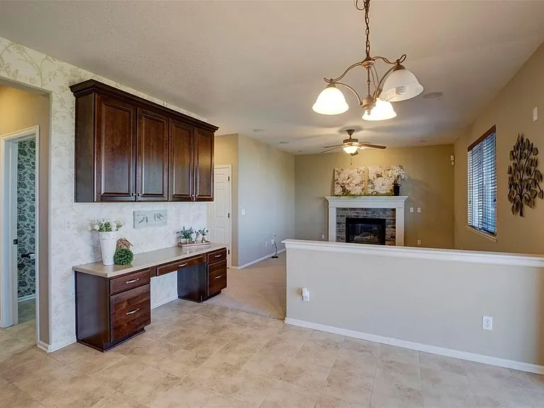 24623 E Hoover Pl — Photo 7