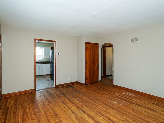 4th image of 4963 N 73rd St