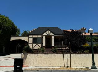 2755 Sycamore Ave, Montrose, CA 91020