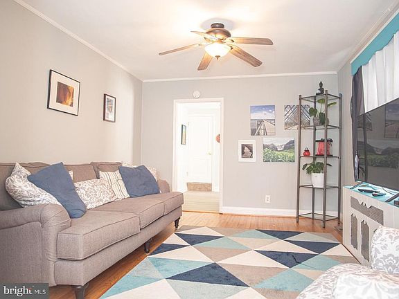 4th image of 2502 Creighton Ave