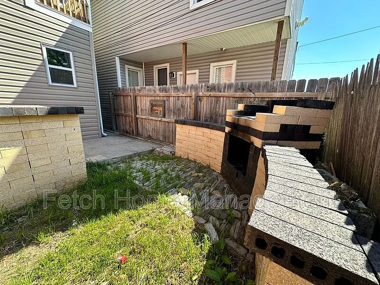 334 Lehman St — Photo 23