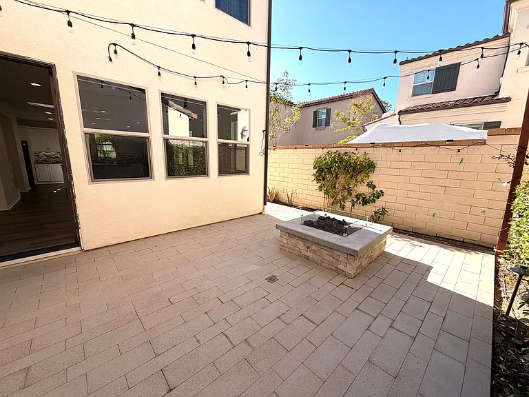 723 Merit Dr — Photo 30