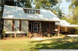 Home for Sale in DENHAM SPRINGS, Louisiana $230,000