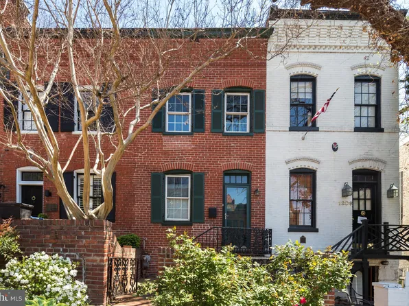 1211 35th St NW, Washington, DC 20007