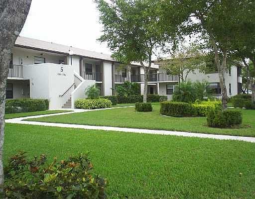 2nd image of 9746 W McNab Rd #212