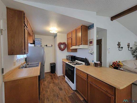 3rd image of 501 Springland Blvd