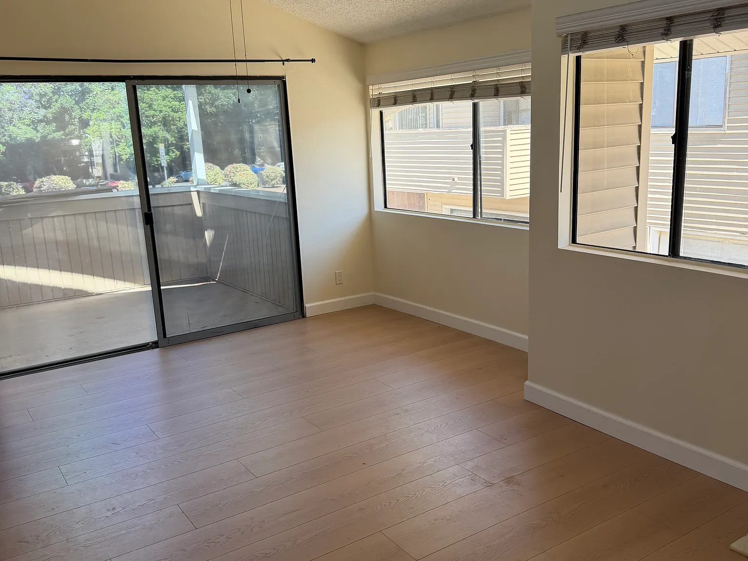 2 bed, 1100 sqft, $2,800 — Photo 3