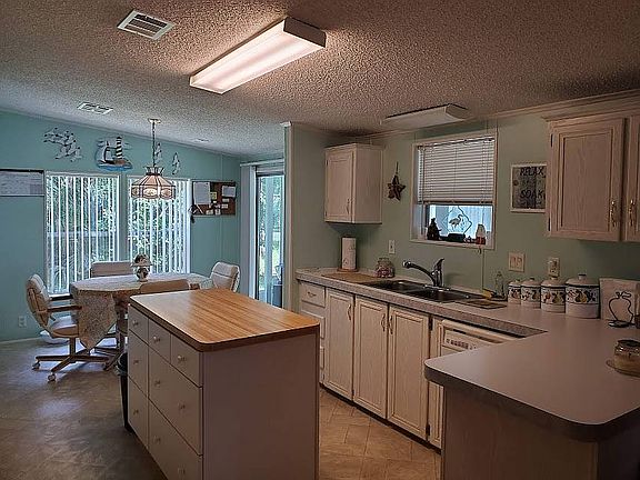 5th image of 58 Claremount Dr