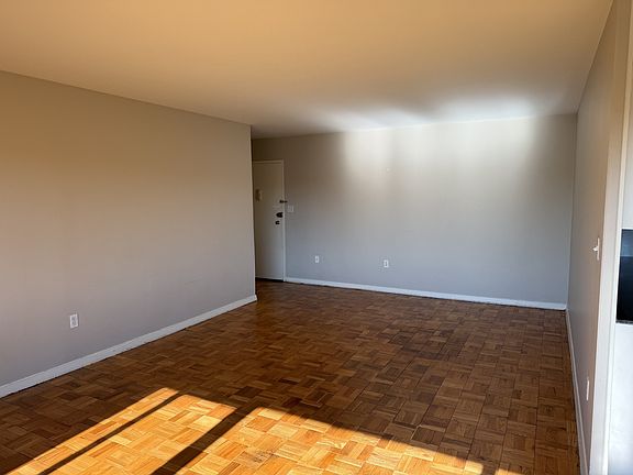 4th image of 4600 Connecticut Ave NW APT 932
