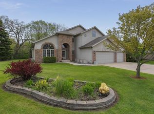 4333 Quiet Valley Ct, Racine, WI 53403