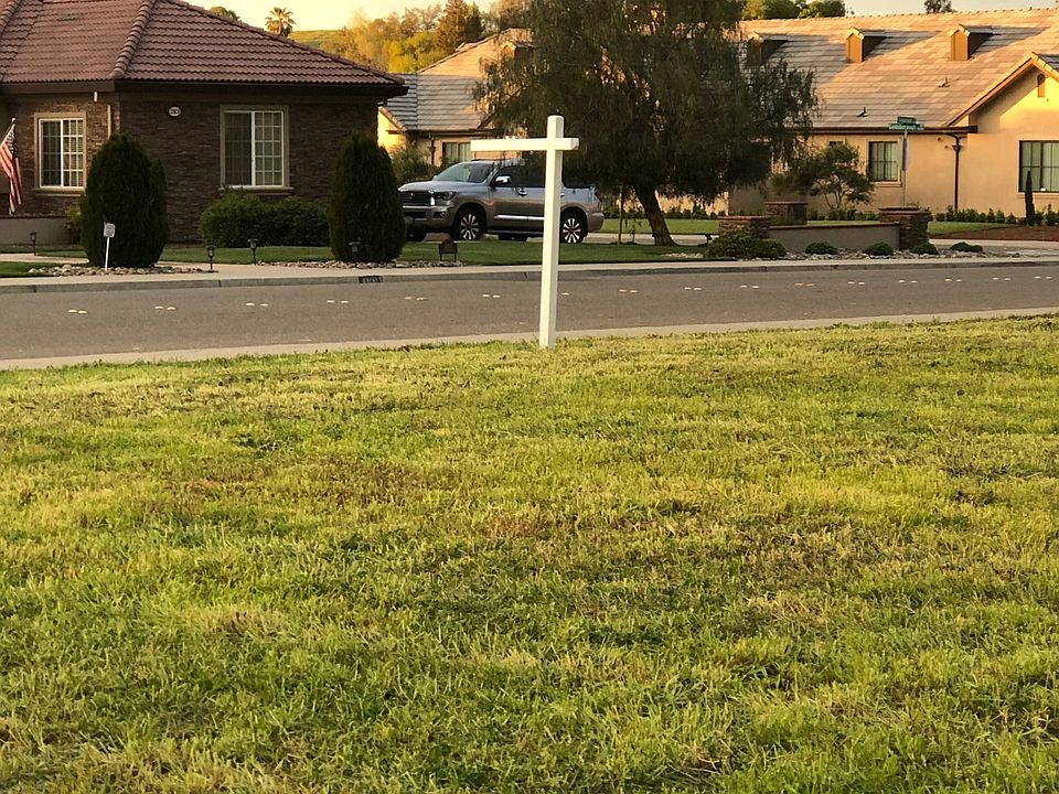 2nd image of Fox Borough Dr #6
