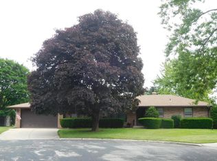 538 Lark Ct, Union Grove, WI 53182