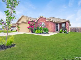 1412 Redbridge Dr, Seguin, TX 78155