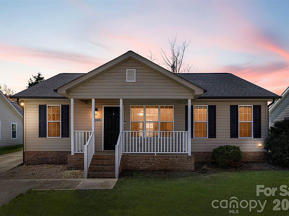 4th image of 205 Coventry Dr