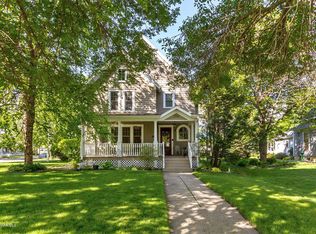 318 S Oak St, Lake City, MN 55041