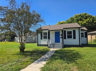 33 Vivian Ct, New Orleans, LA 70131