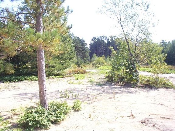 4th image of 3931 Pebble Creek Dr