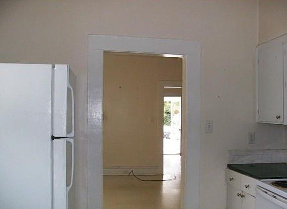 5th image of 730 Carolina Ave
