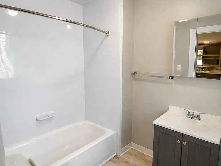 1316 W Fred St #1 — Photo 10