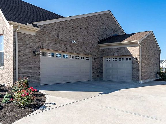 3rd image of 7754 Arcadia Blvd
