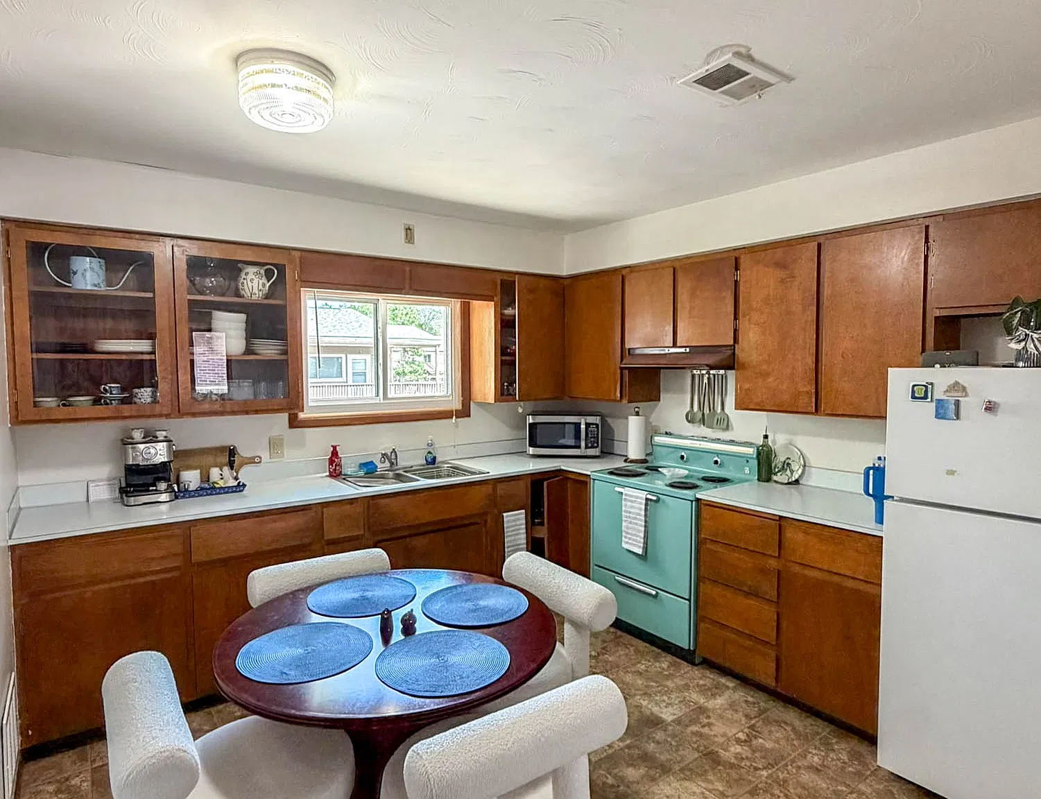 1 bed, 595 sqft, $729 — Photo 1