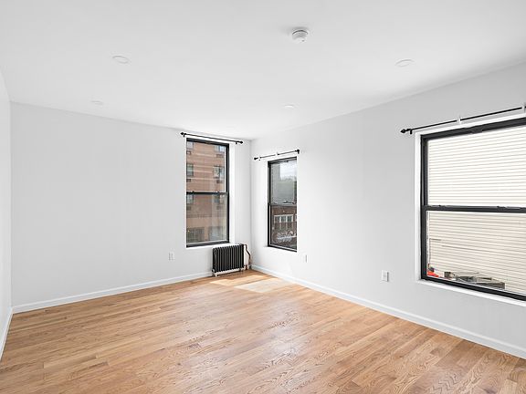 4th image of 245 Johnson Ave Unit 3