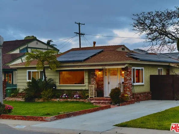 7838 Naylor Ave, Los Angeles, CA 90045