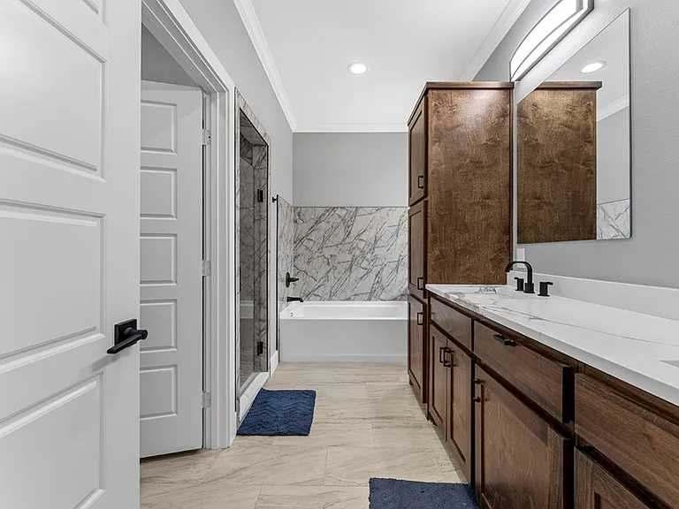 1001 Sparhawk Dr — Photo 13