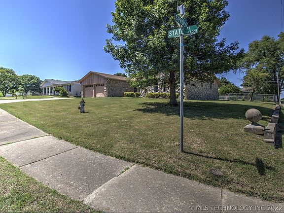 2nd image of 4730 State St
