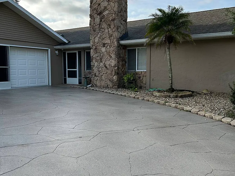 5924 Pebble Ln — Photo 1