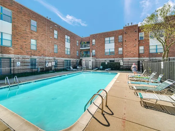 3255 Kirchoff Rd APT 312, Rolling Meadows, IL 60008