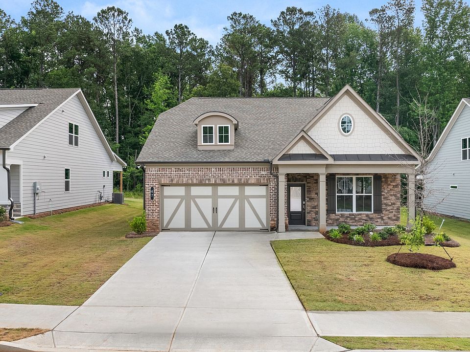 1st image of 67 Airmont Dr