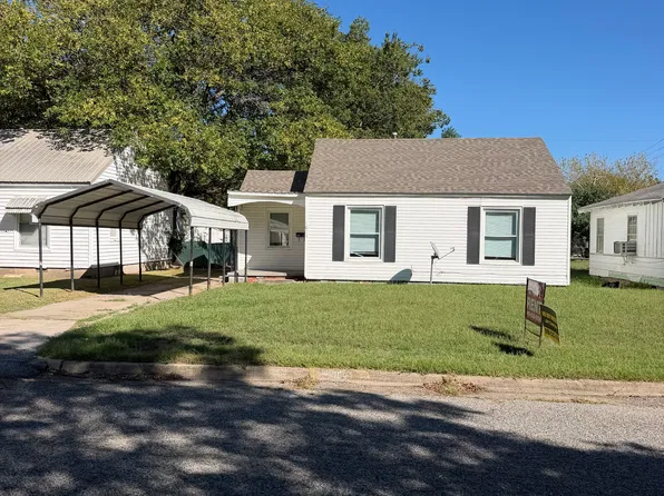 1004 J St NW, Miami, OK 74354