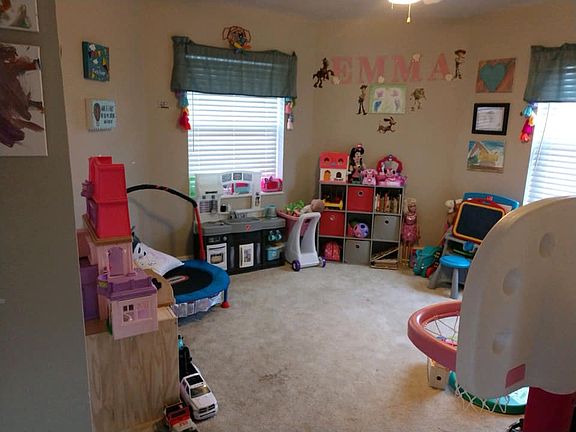 3rd image of 46280 Truex Ln