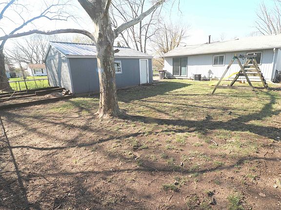 5th image of 3820 W Carmel Ave