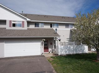 1806 Bridgewater Blvd S, Cambridge, MN 55008