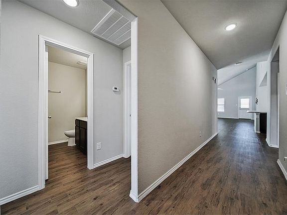 5th image of 20818 Whitehaven Bluff Trl