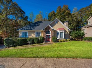 1034 Ashfern Walk, Woodstock, GA