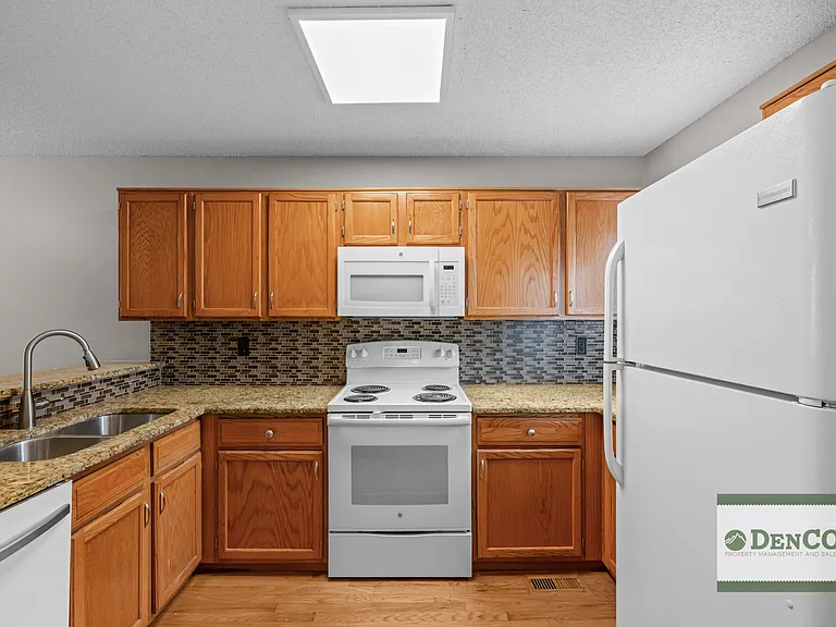7476 E Arkansas Ave #207 — Photo 7