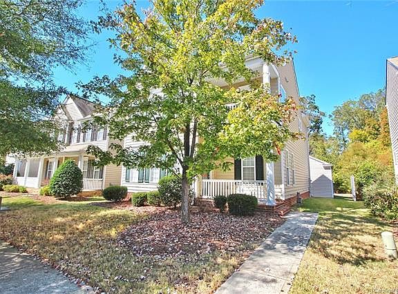 4th image of 10419 Alvarado Way