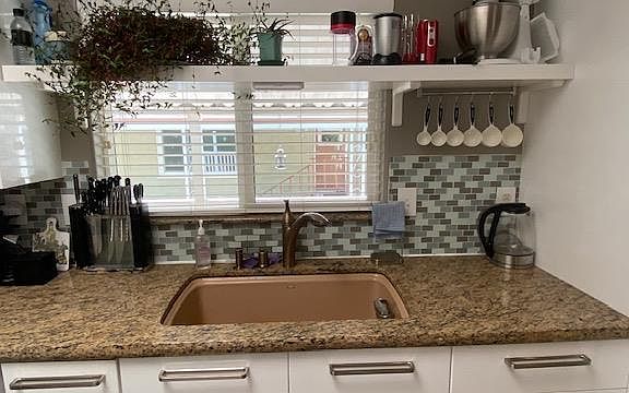 4th image of 1111 Morse Ave #84