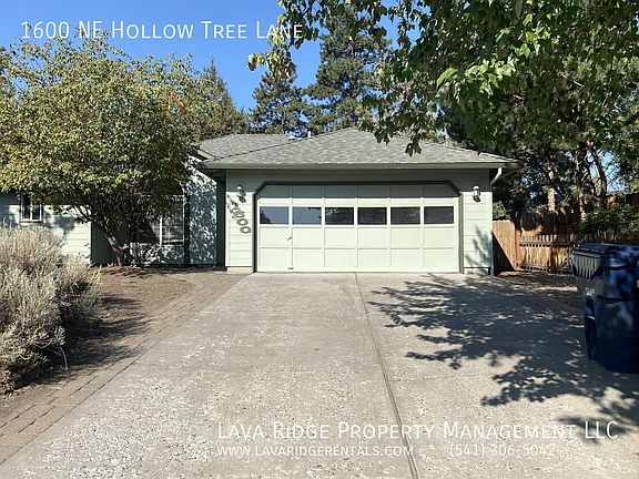 2nd image of 1600 NE Hollow Tree Ln