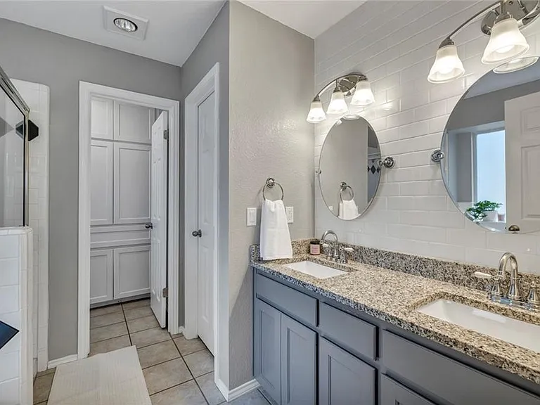 1808 Sylvia Ln — Photo 13