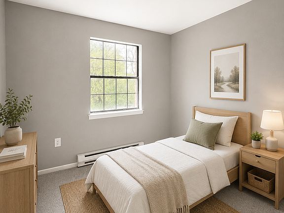 5th image of 501 E Walnut St #4058cf04e