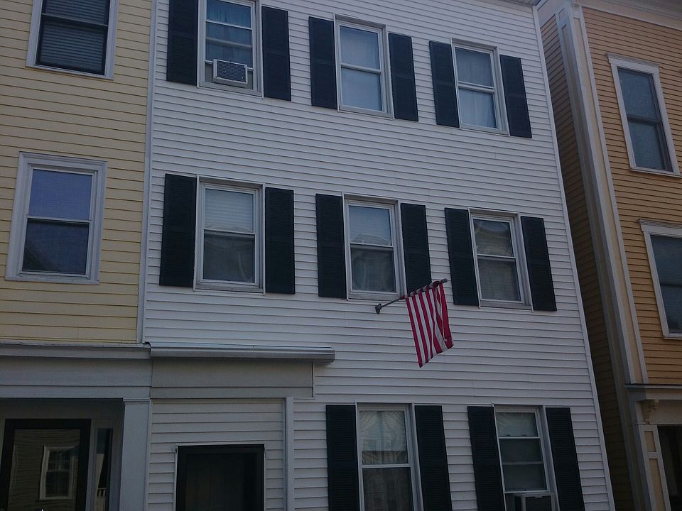 1st image of 37 Bartlett St