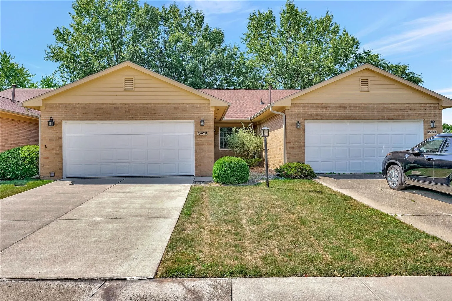 1507 Theodore Dr #B photo 1