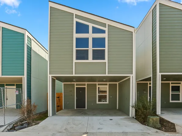 310 W Evergreen St #121, San Antonio, TX 78212