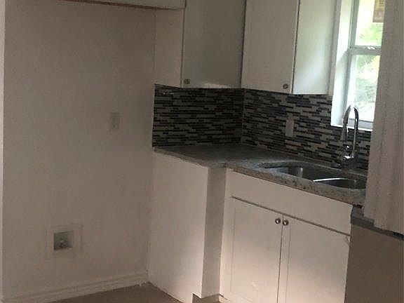 5th image of 5724 Houghton Ave