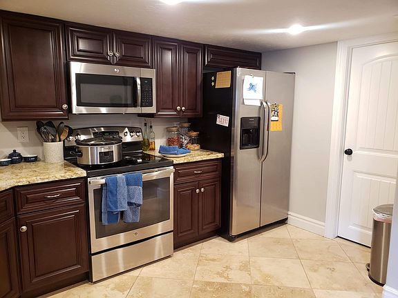 4th image of 6803 W Clear Water Dr