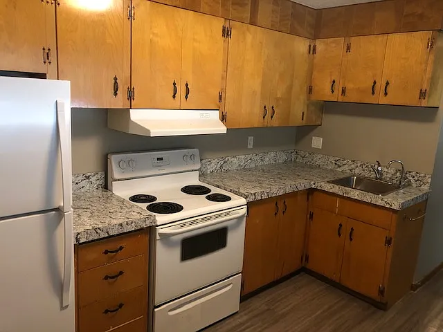 20 Spence St #2 — Photo 8